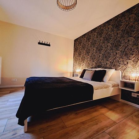 Apartamento Gite Chez Nenene La Roche En Ardenne Exterior foto